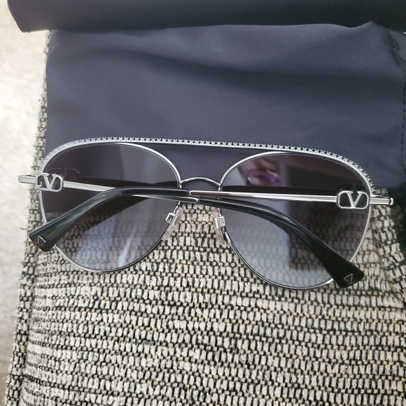 Valentino Sunglasses - Picture 3 of 3